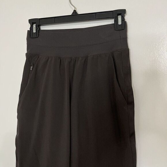 ATHLETA grayish brown cropped jogger pants side trim detail size us 0 - Picture 4 of 7